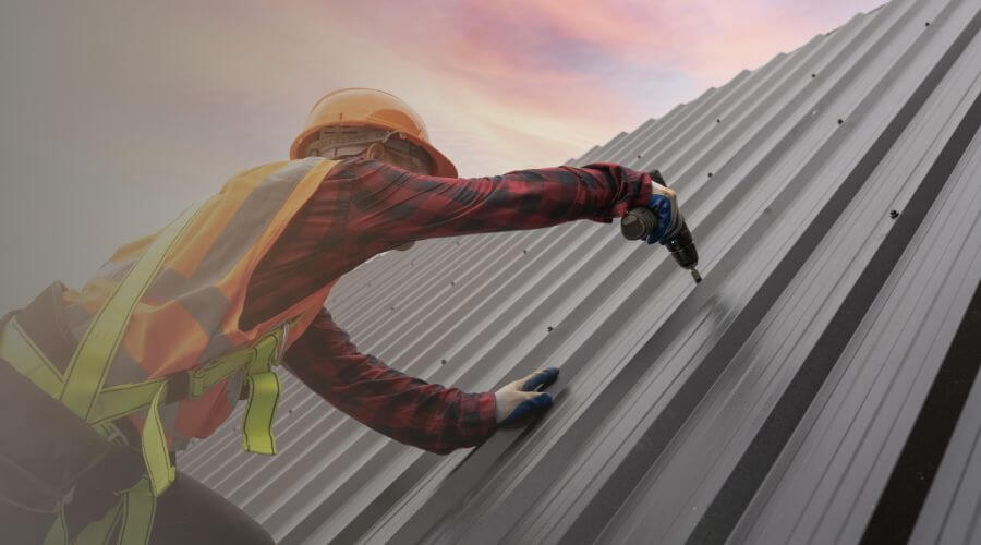 Professional gutter cleaning in Superior, AZ